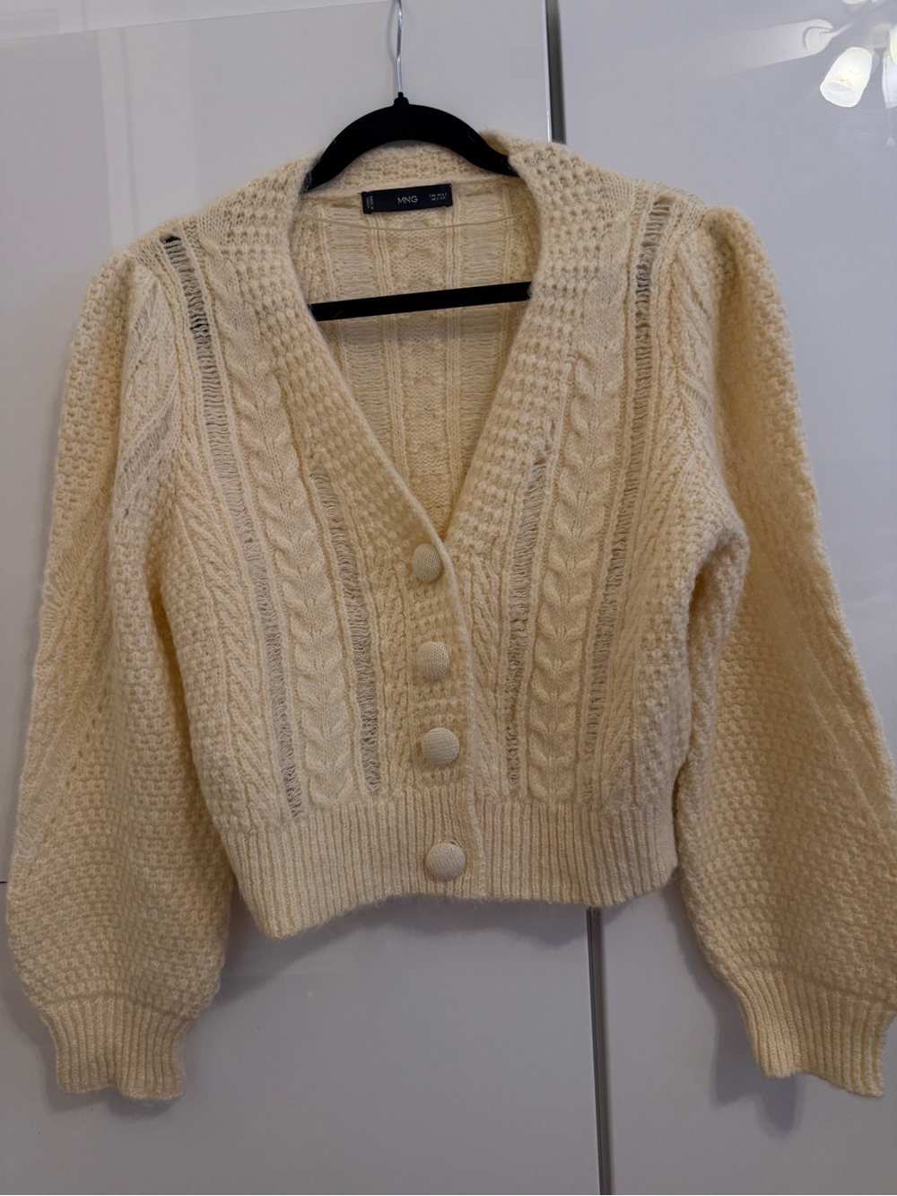 Mango Cream Cable-Knit Cropped Button Cardigan - Picture 5 of 7